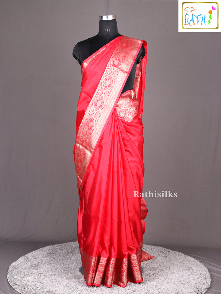 Elegant Red Synthetic Saree