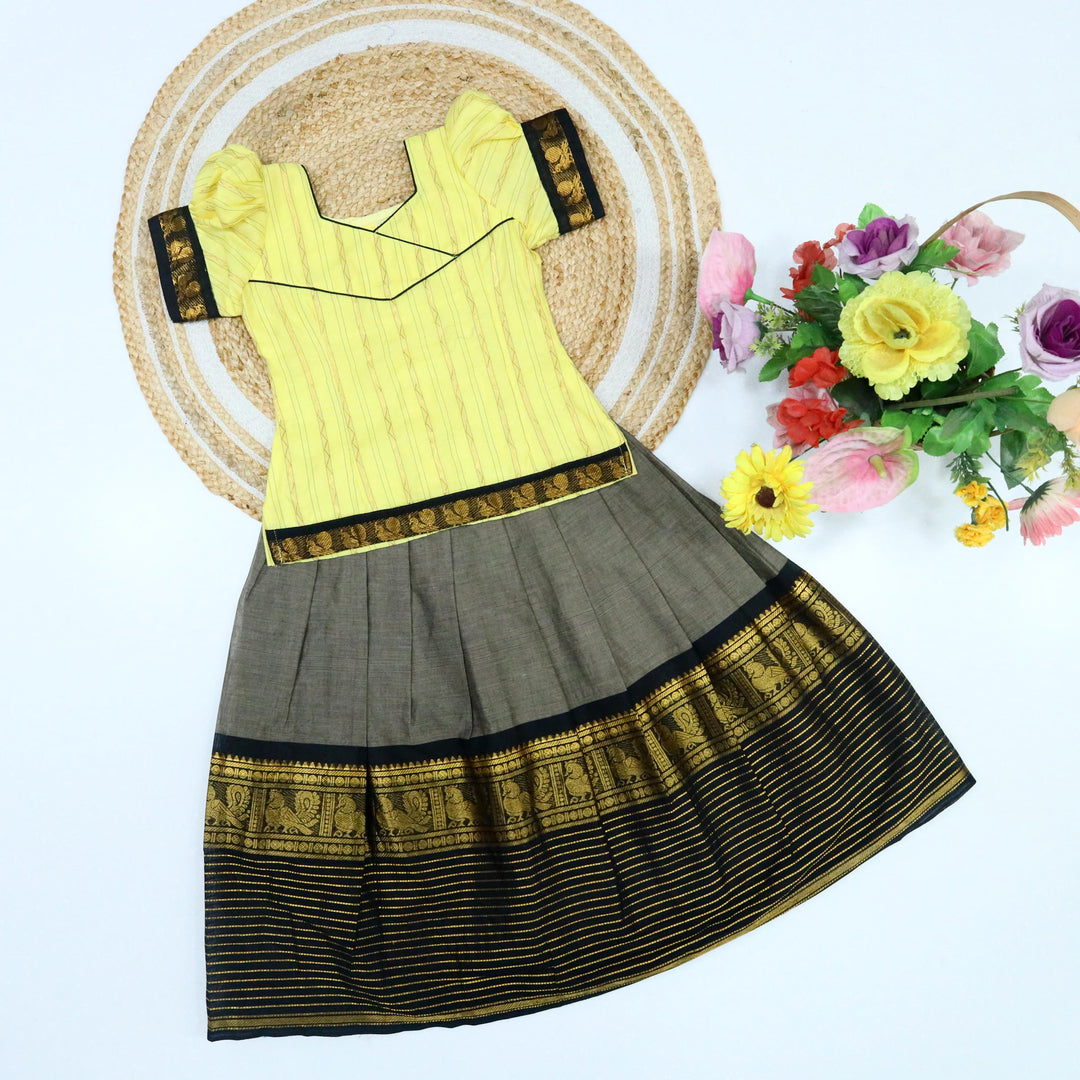 Thari Cotton Pavadai Set
