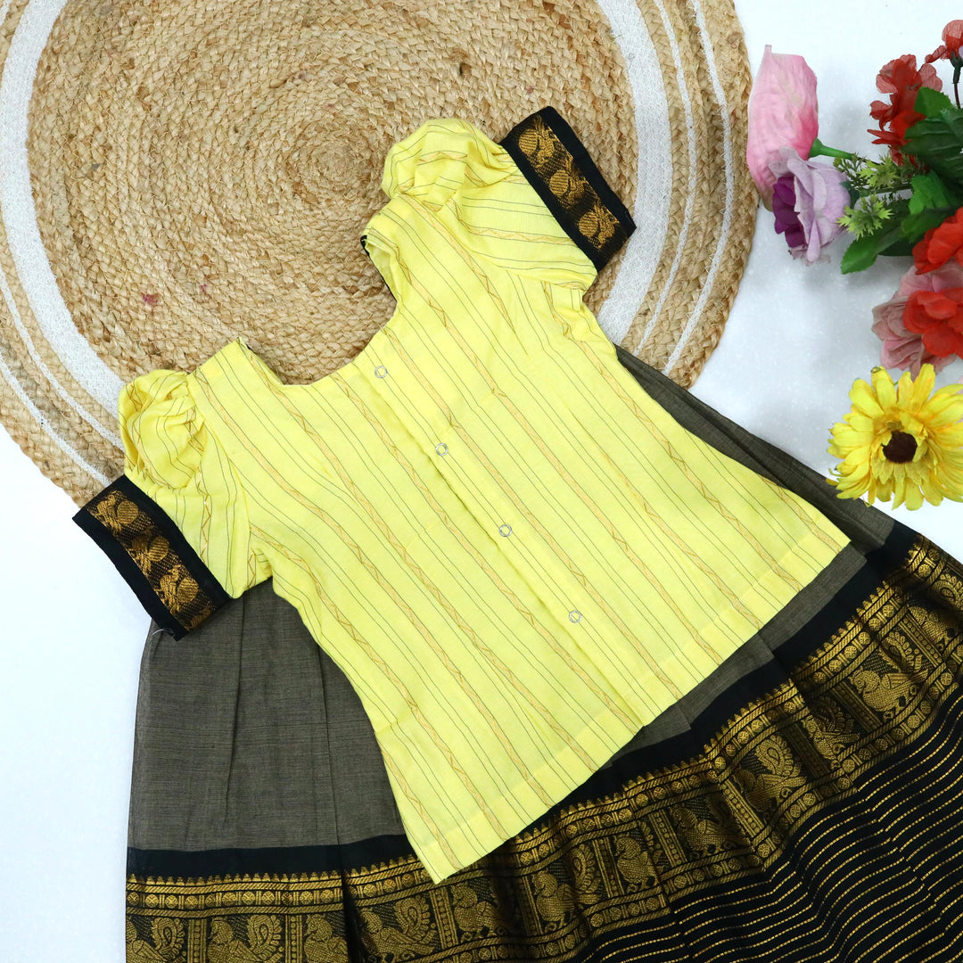 Thari Cotton Pavadai Set
