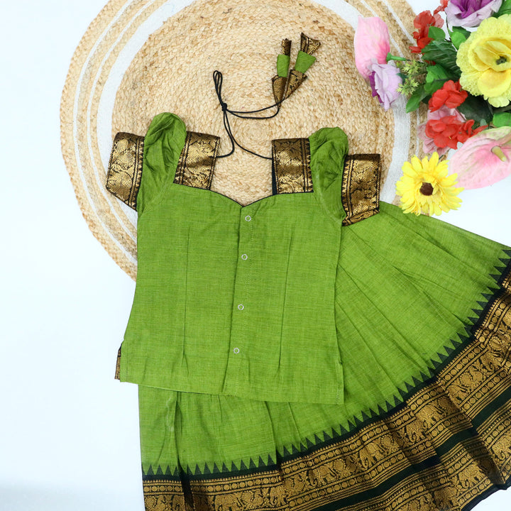 Thari Cotton Pavadai Set