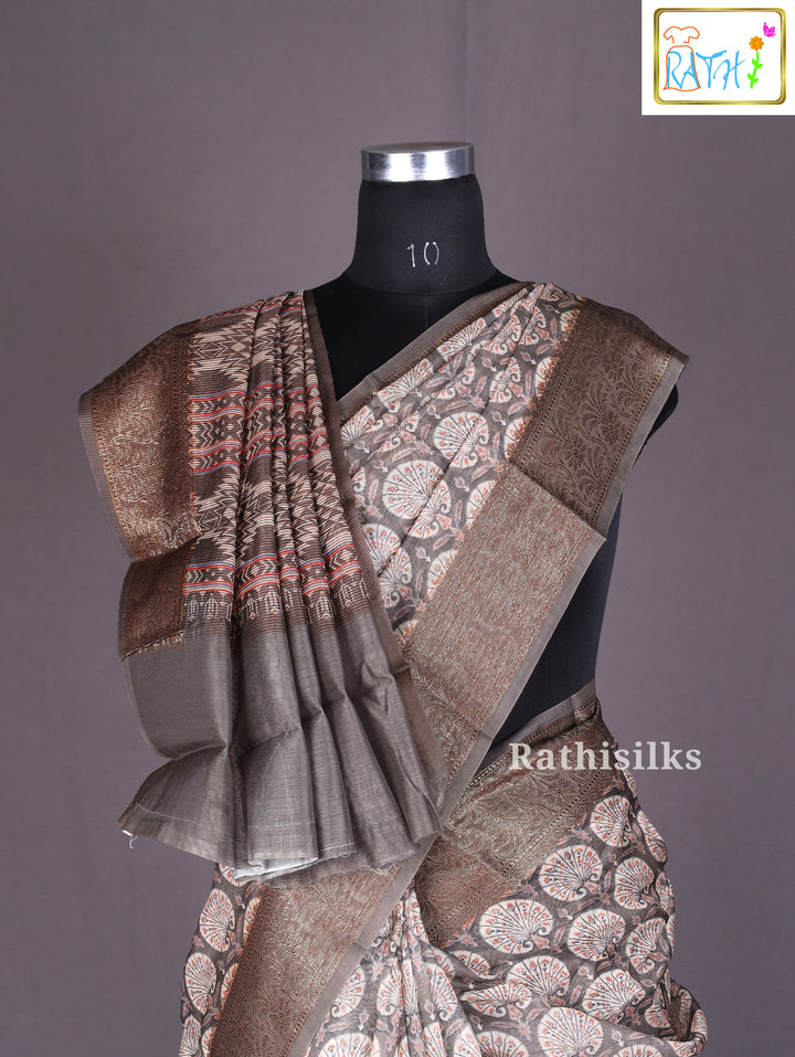 Elegant Brown Cotton Saree