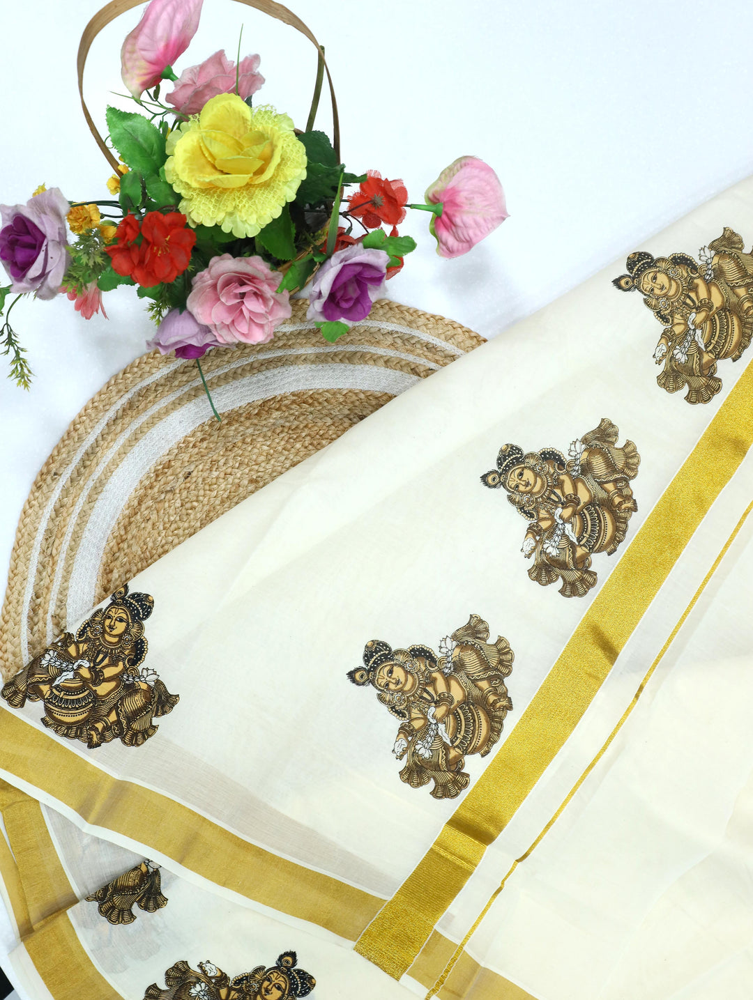 Cotton Sada Jari Plain Saree