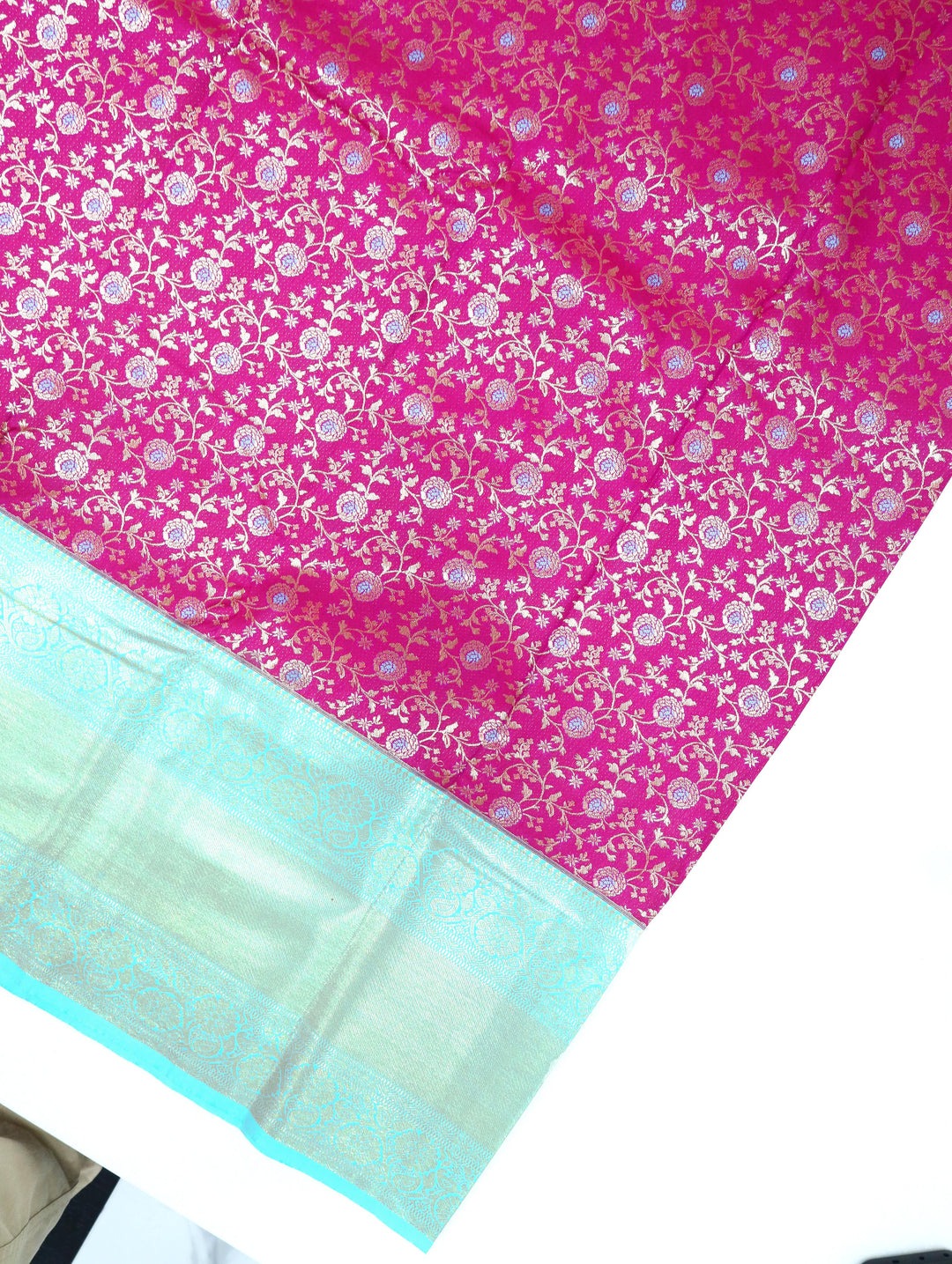Art Tana 3K Tissue Resham Saree