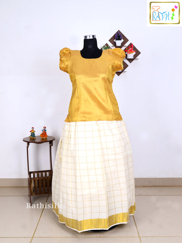 Kerala Kasavu Pavadai Set