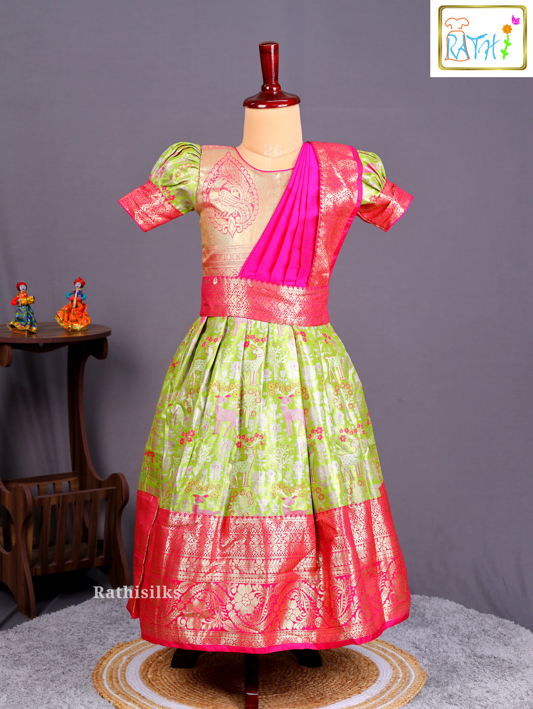 silk saree dresses Buy Designer Sarees and Blouses for Bride Online