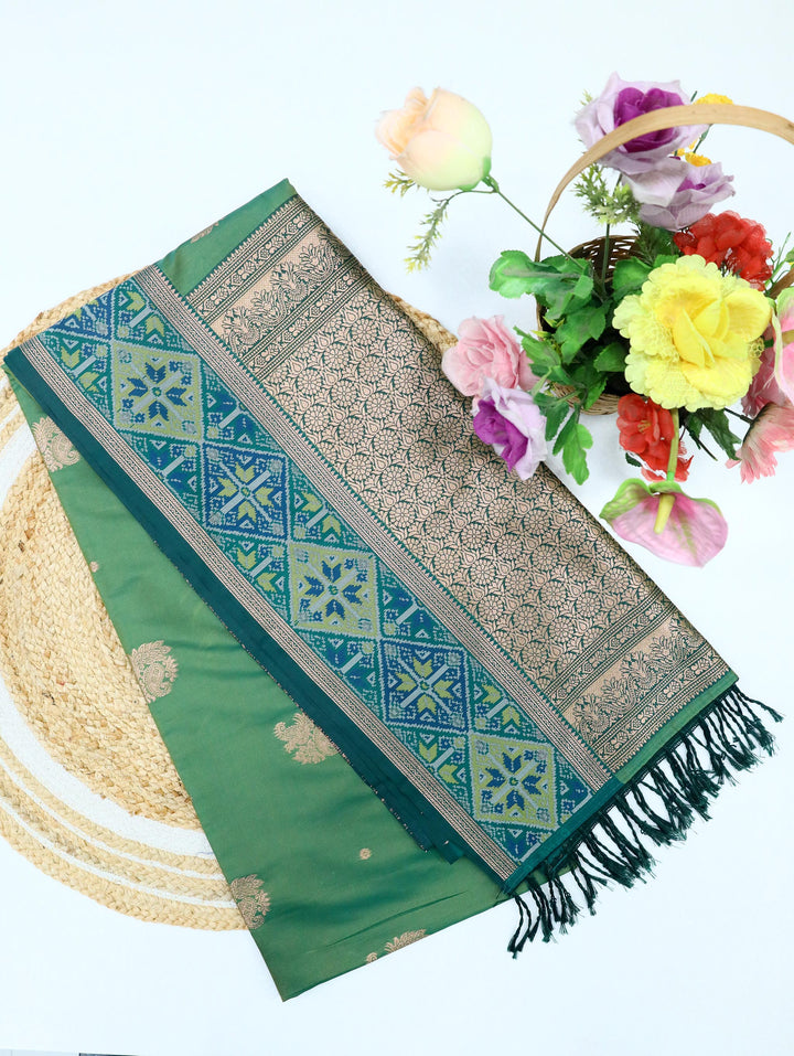 Nilaharita - Mint Green Synthetic Art Saree