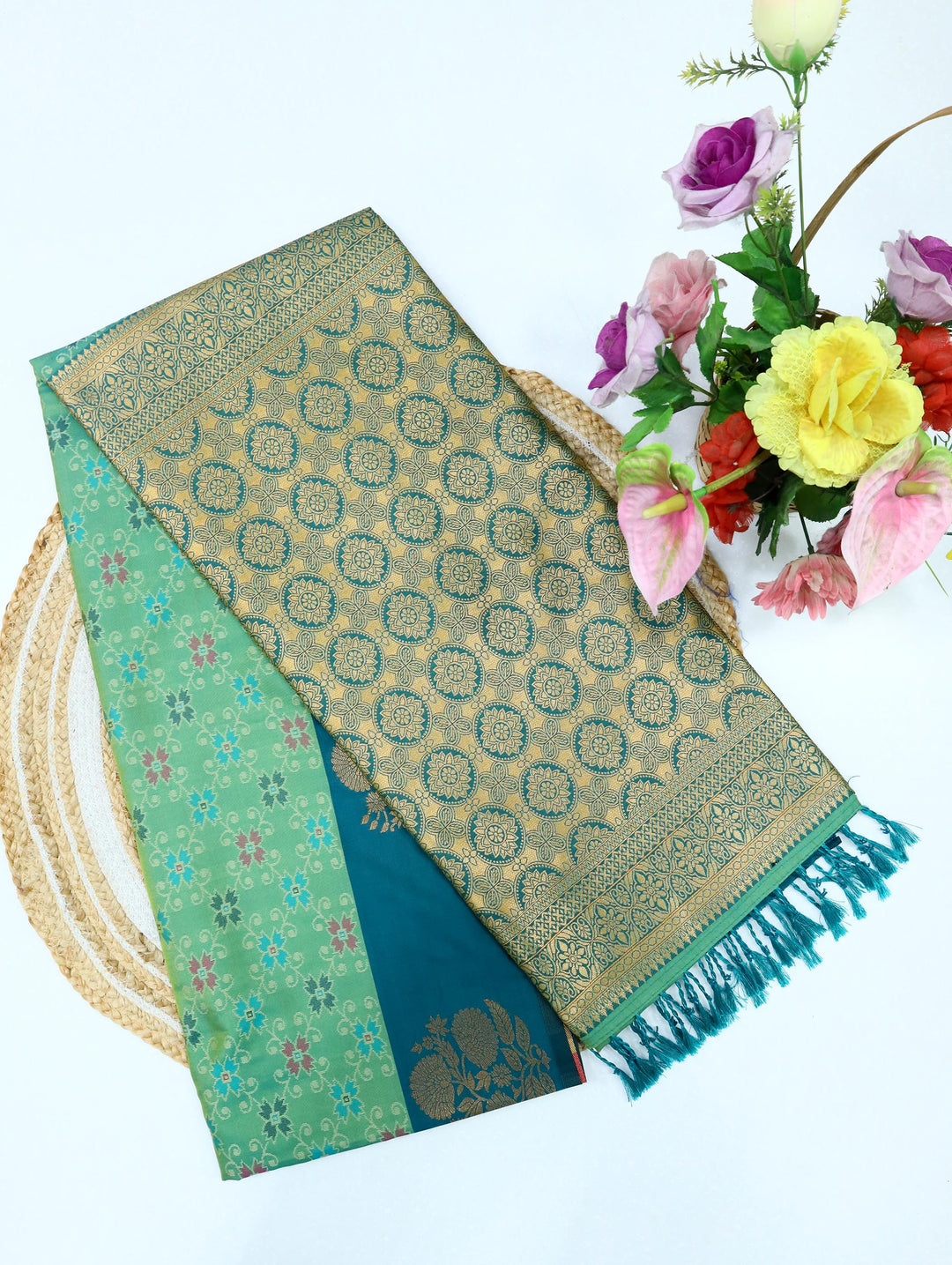 Vanashri - Emerald Synthetic Art Saree