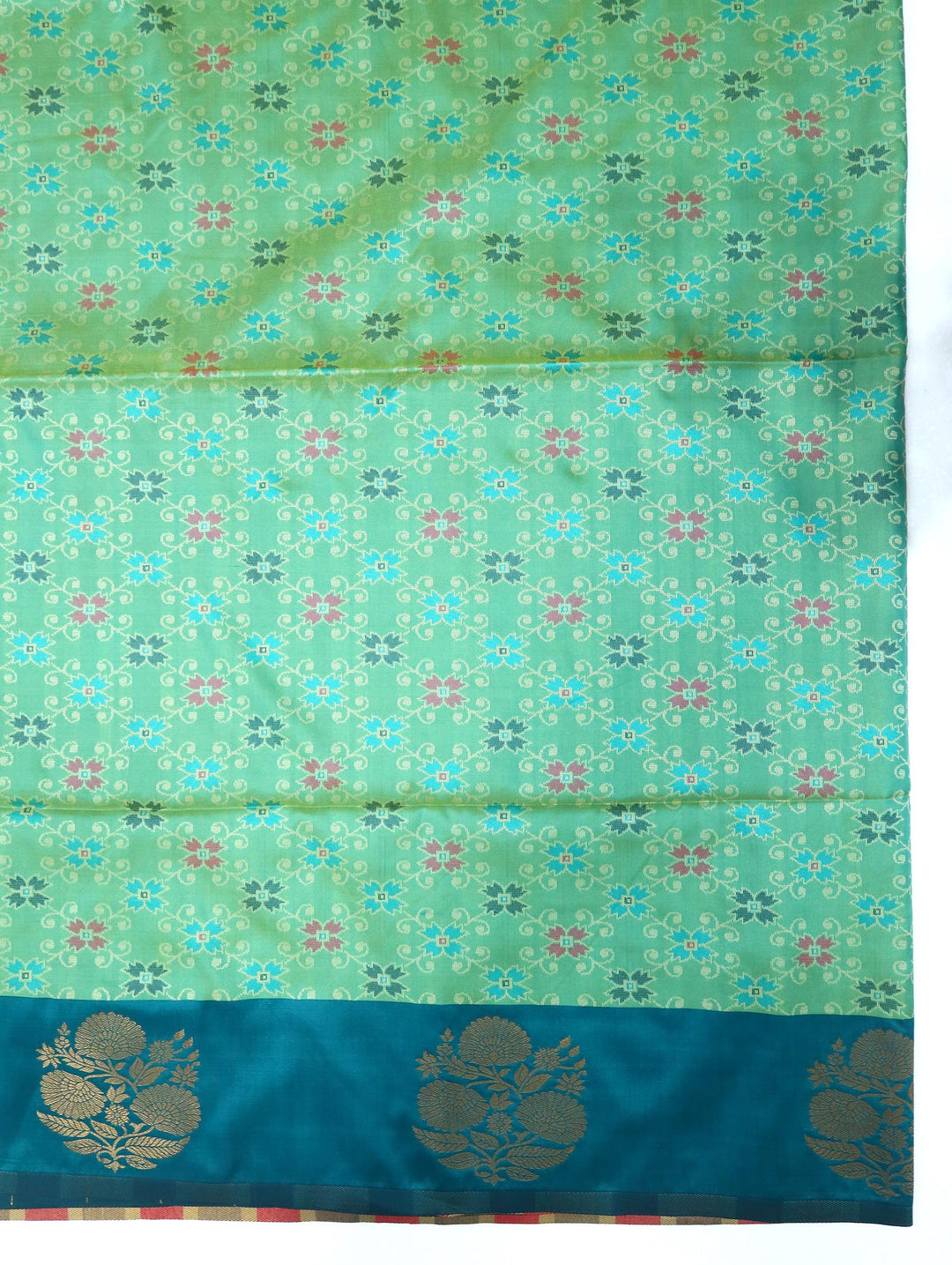 Vanashri - Emerald Synthetic Art Saree