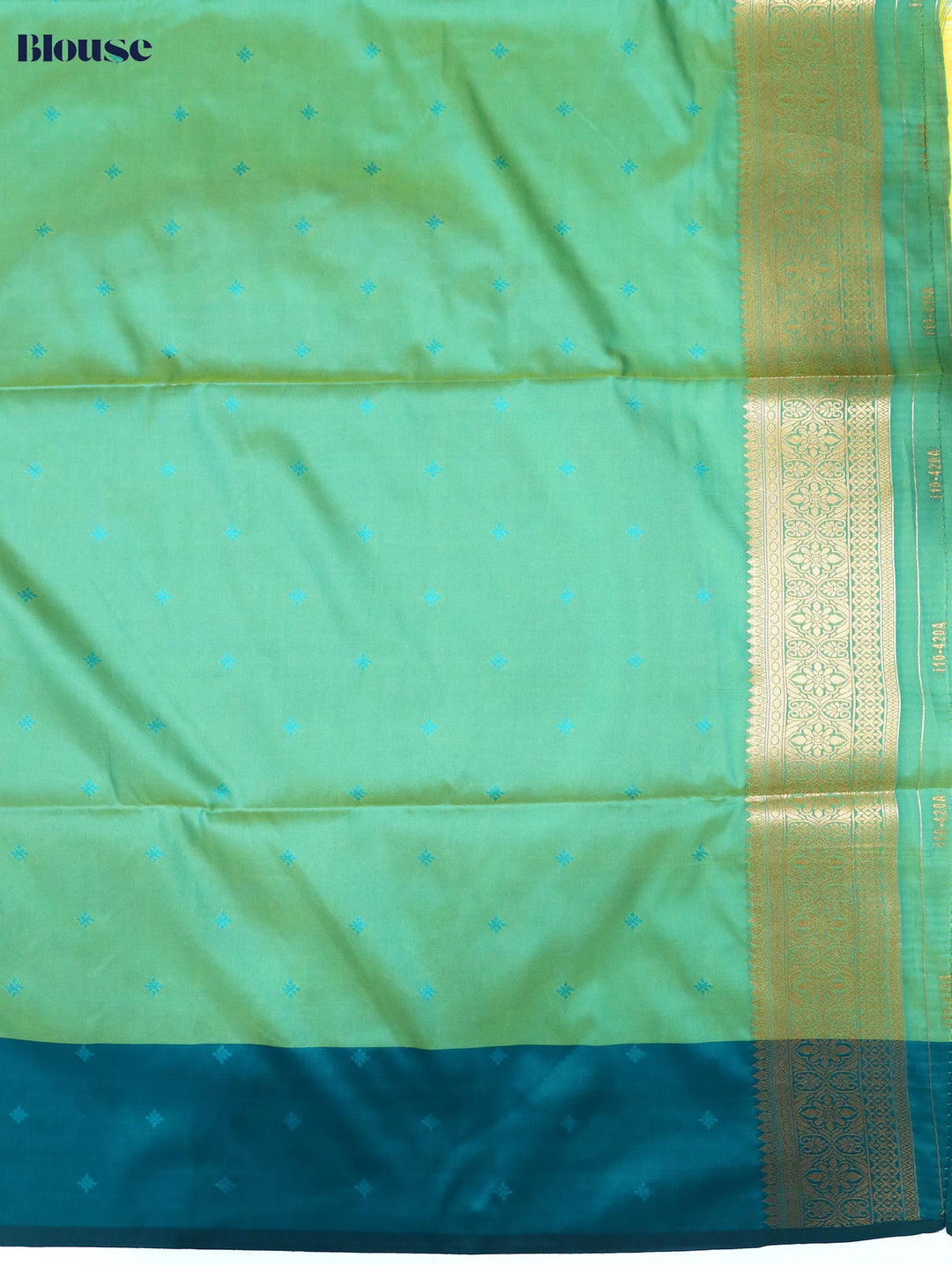 Vanashri - Emerald Synthetic Art Saree