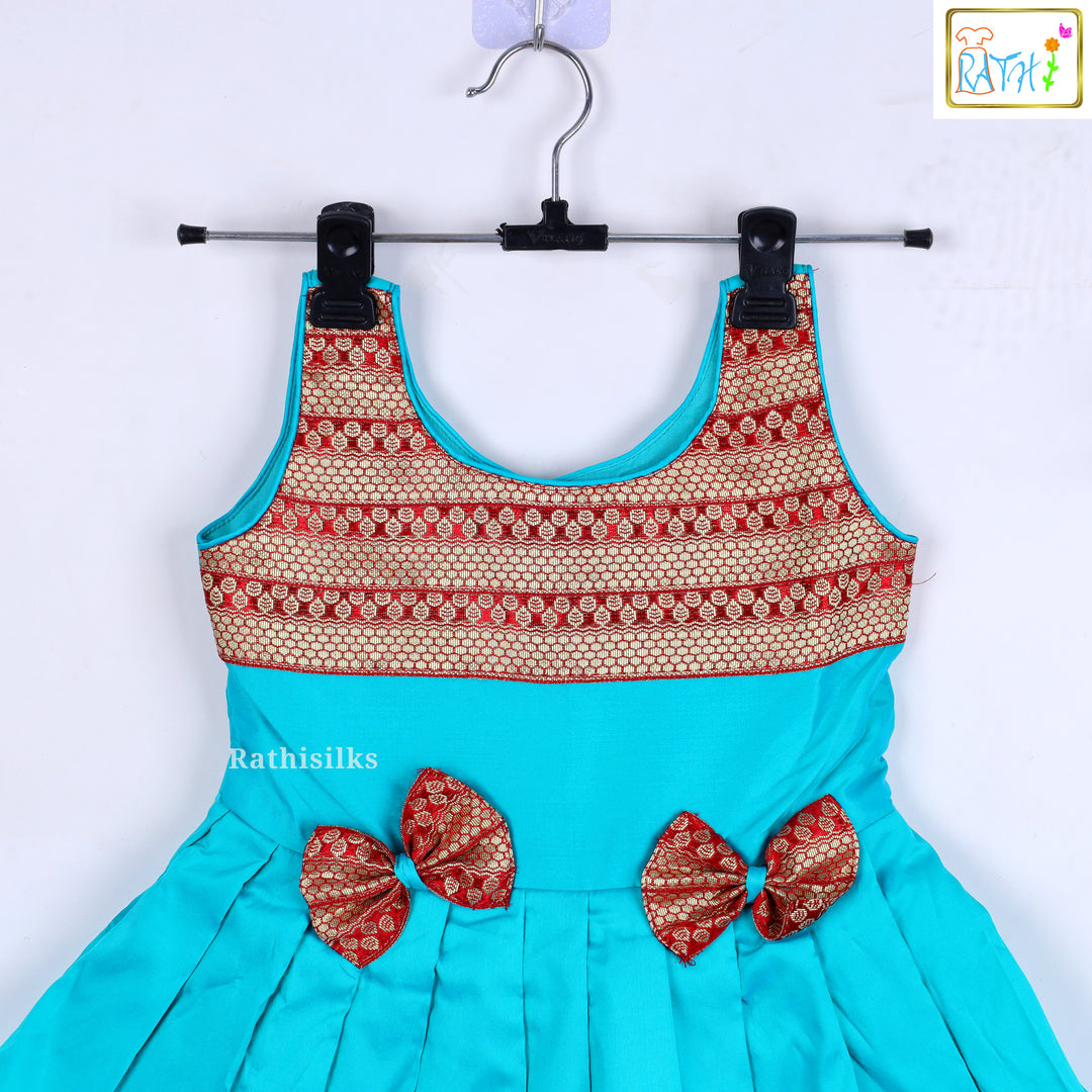 Green & Pink Sleeveless Layered Frock