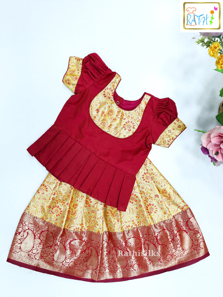 Sara Frill Pot Pavadai Set