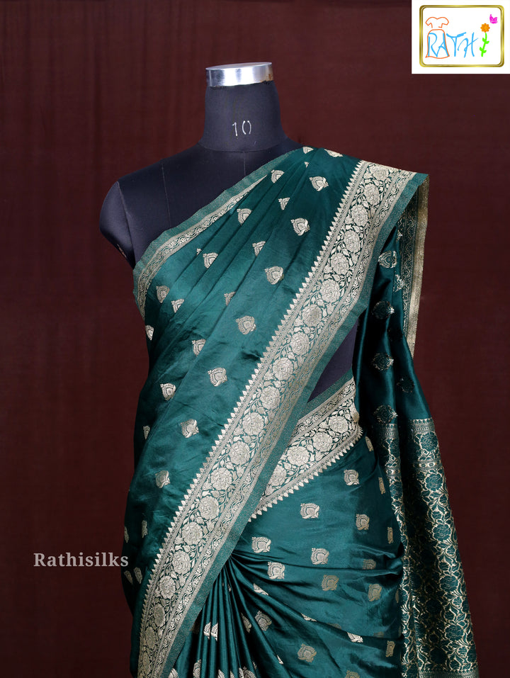 Majestic Emerald Green Art Silk Saree