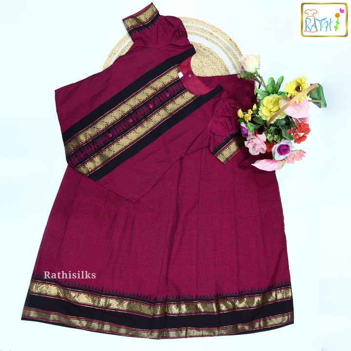 Thari Cotton Pavadai Set