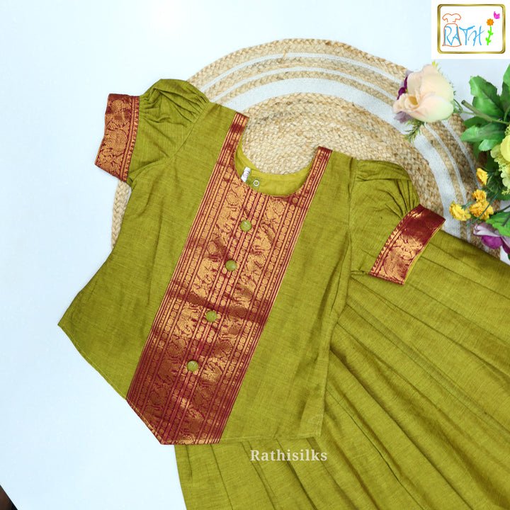 Thari Cotton Pavadai Set