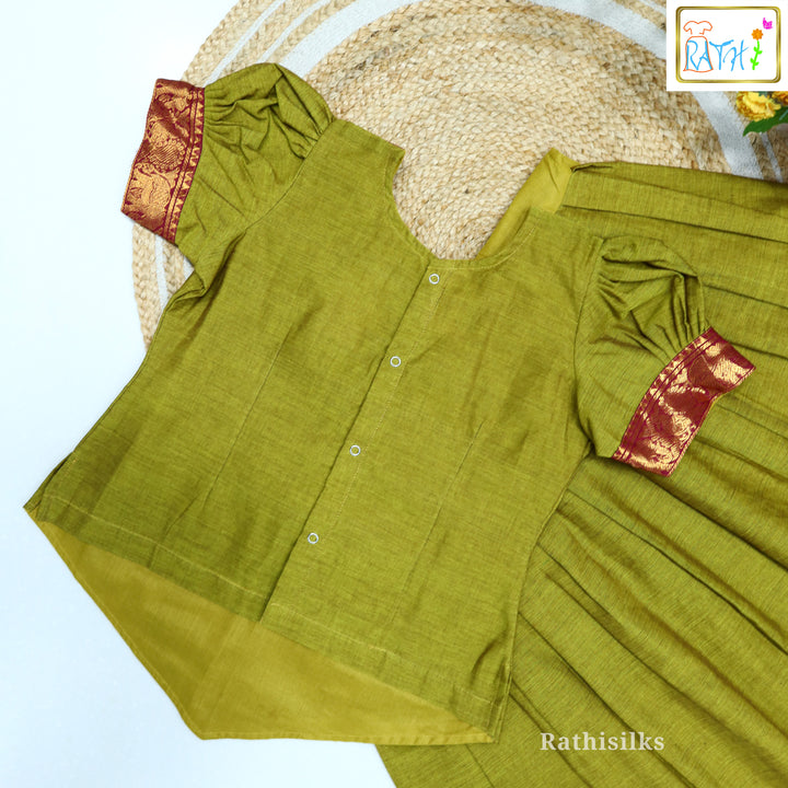 Thari Cotton Pavadai Set