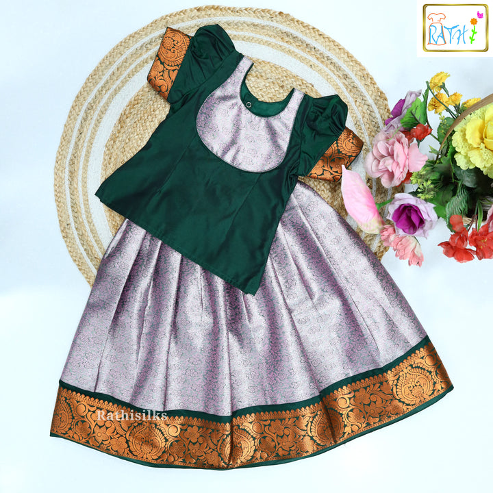 Art Jacquard Pavadai Set