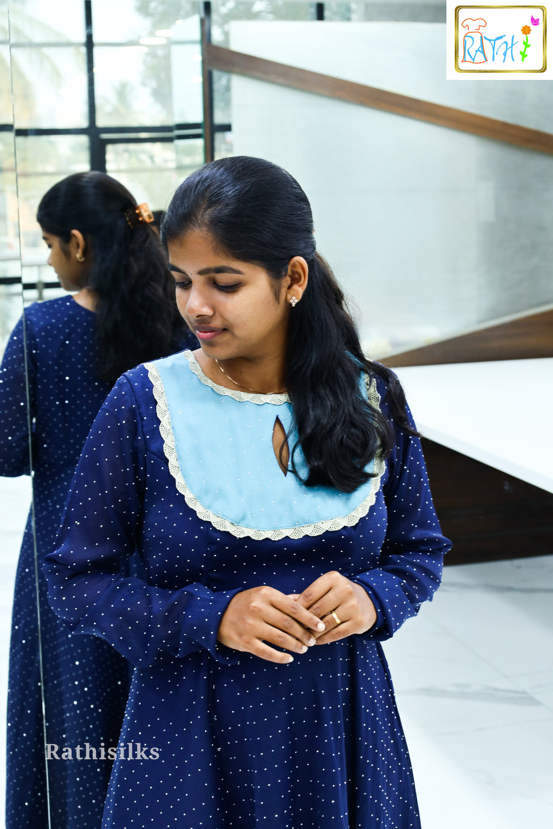 Jarchat Fabric Floor-Length Ethnic Gown