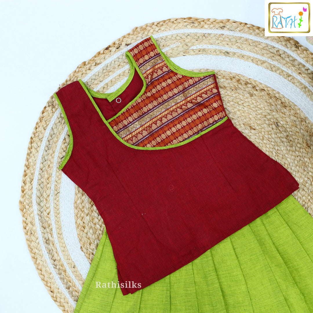 Mangalagiri Cotton Pavadai Set