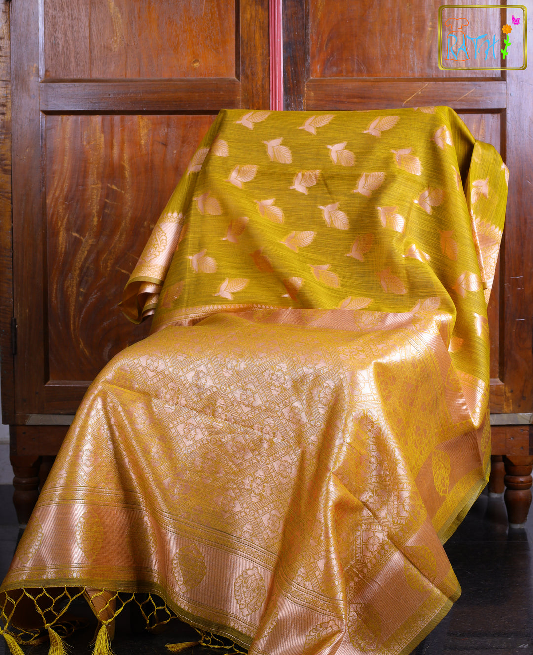 Antique Mustard-Gold Woven Leaf Motif Saree