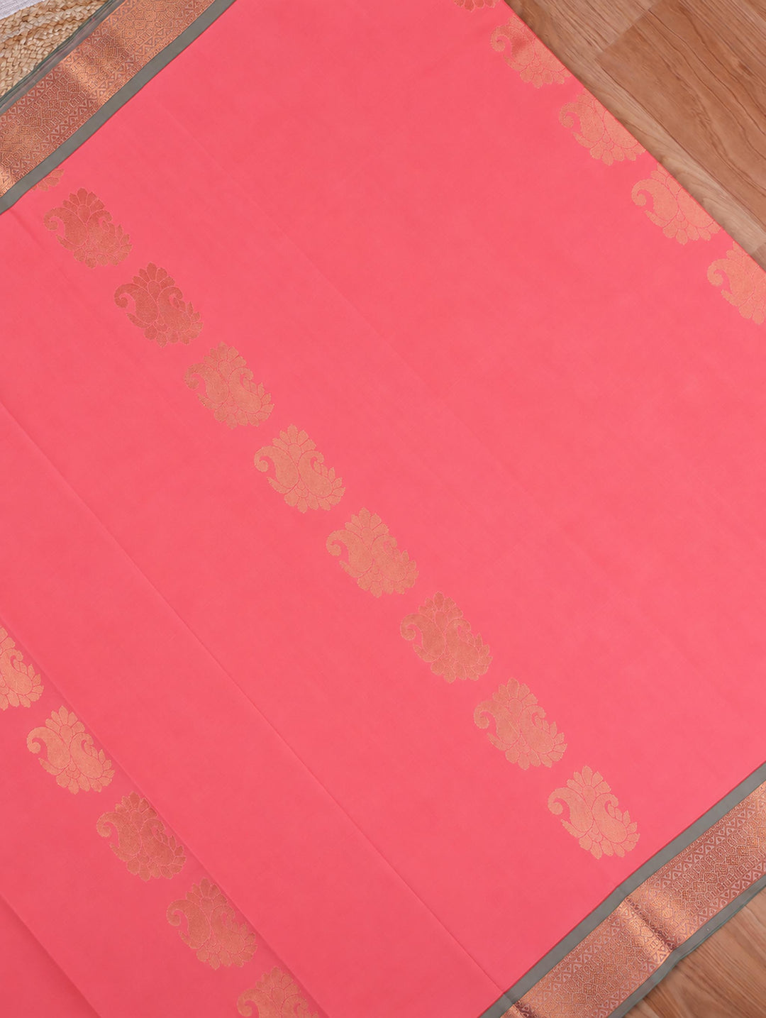 Kaviya — Salmon Pink Art Silk Saree