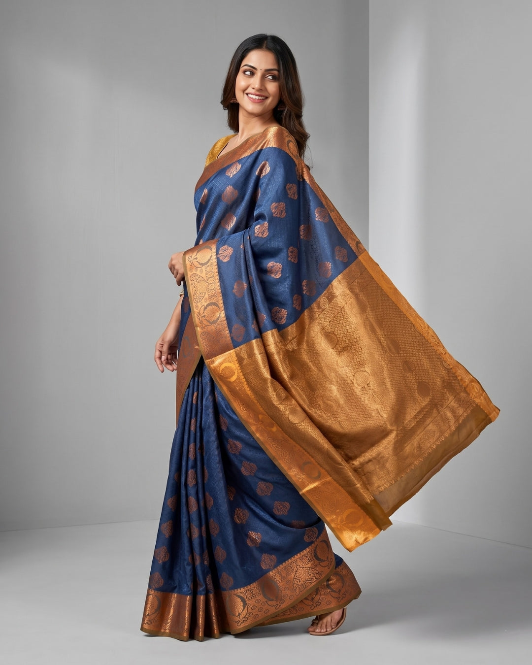 Varna - Ash Blue Tana Art Saree