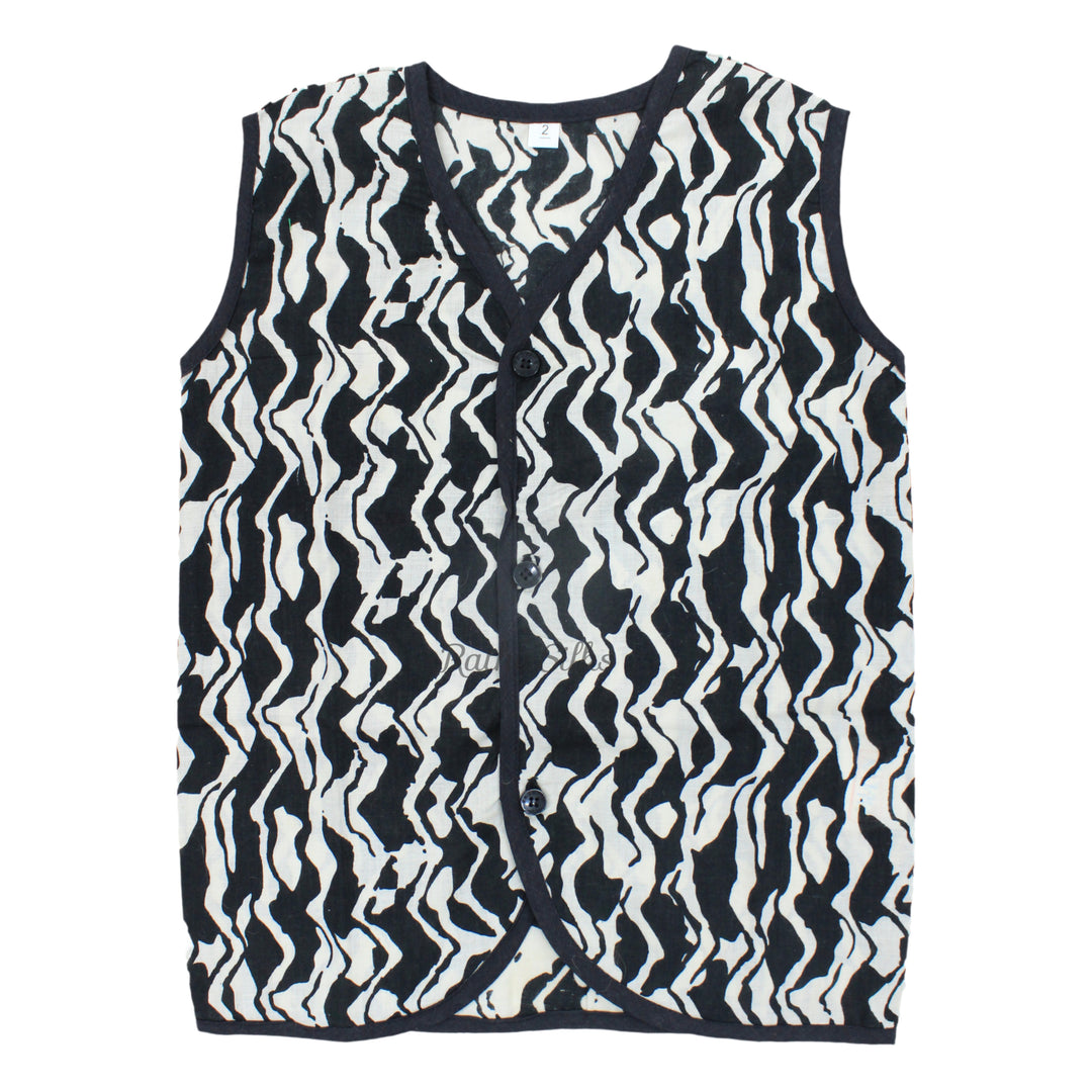 Boys Ikat Cotton Printed Panjagajam Set – Black &amp; White