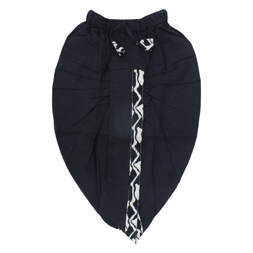 Boys Ikat Cotton Printed Panjagajam Set – Black &amp; White