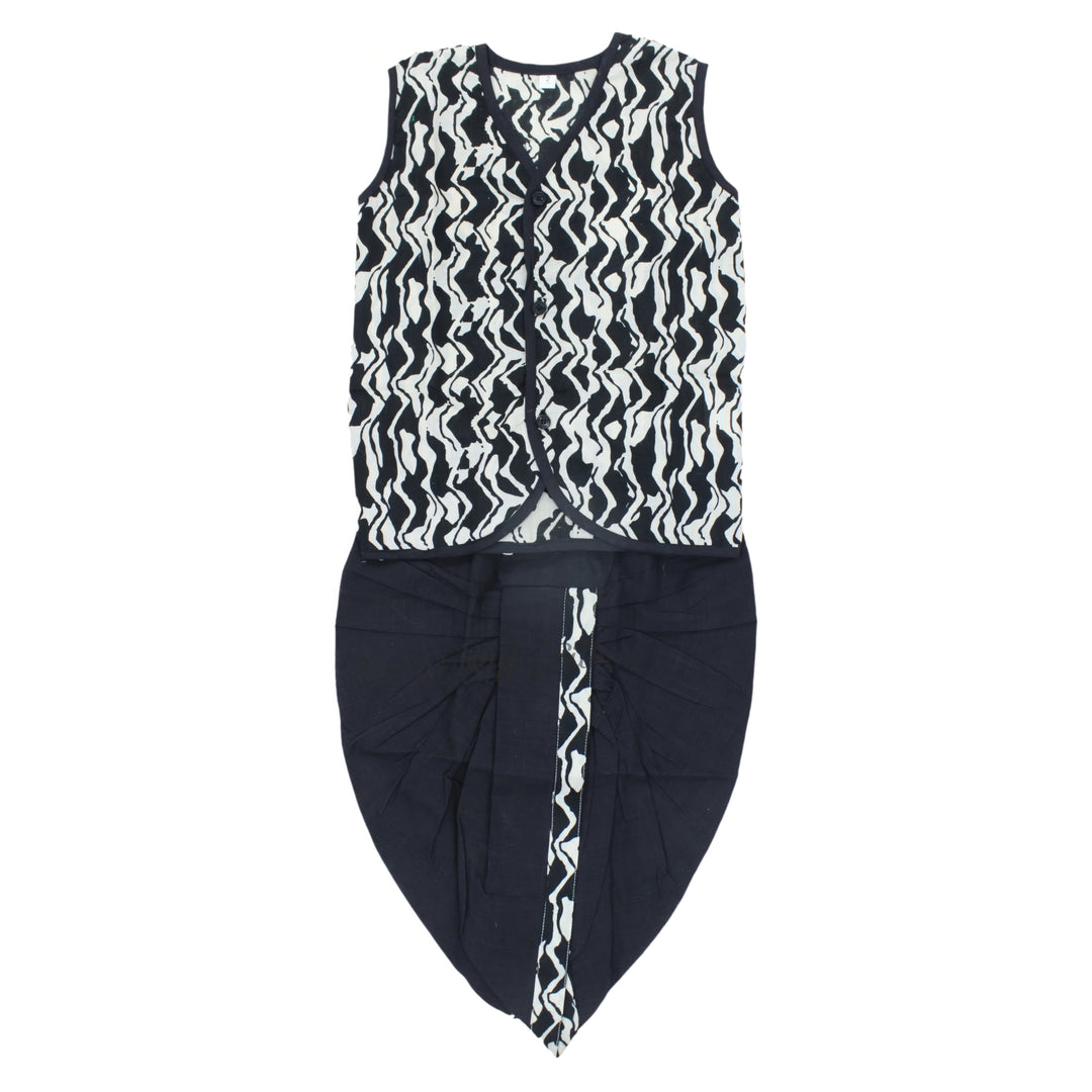 Boys Ikat Cotton Printed Panjagajam Set – Black &amp; White