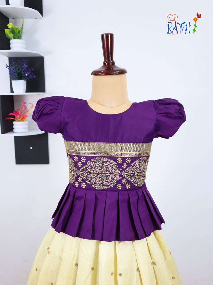 Embroidery Pavadai Set