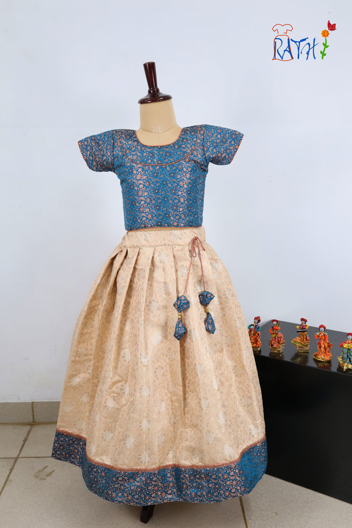 Art Silk  Pavadai Set